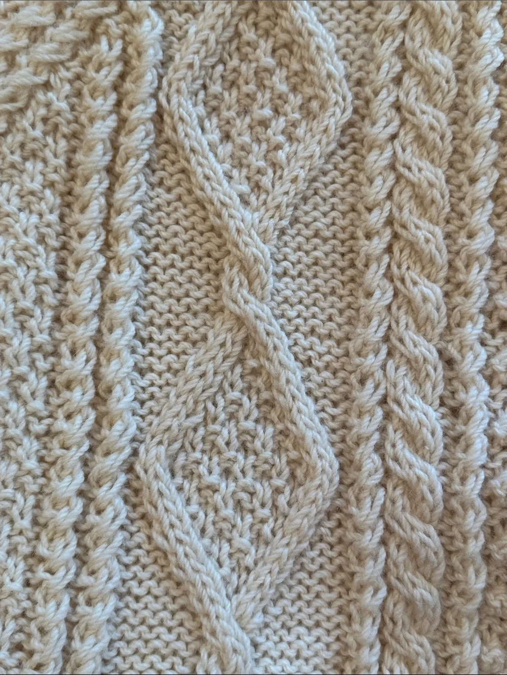 Blarney Woollen Mills Irish Aran Wool Ivory Fisherman Sweater Size L